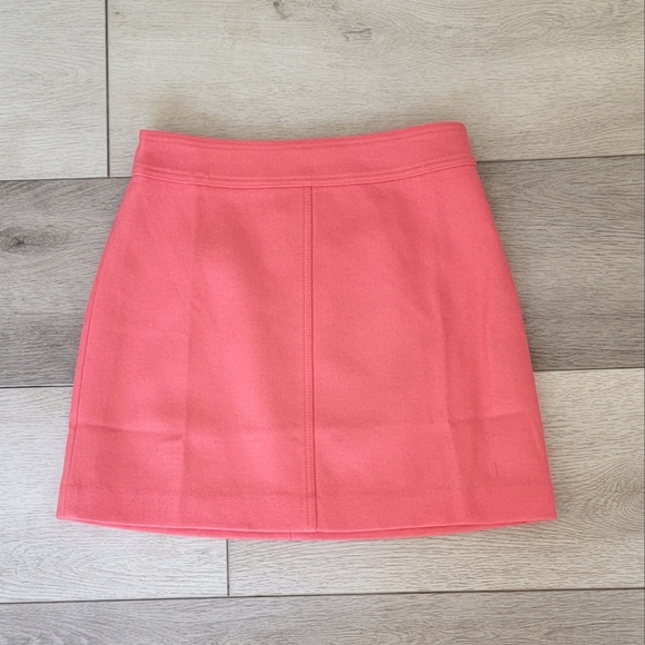 J. Crew Dresses & Skirts - J. Crew Natasha 100% Wool Skirt